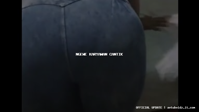 ngewe karyawan cantik